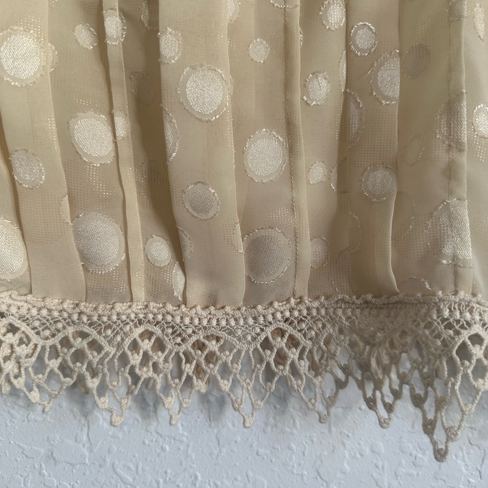 FINAL PRICE Astr Cream Polka Dot Lace Hem Blouse - Picture 3 of 5